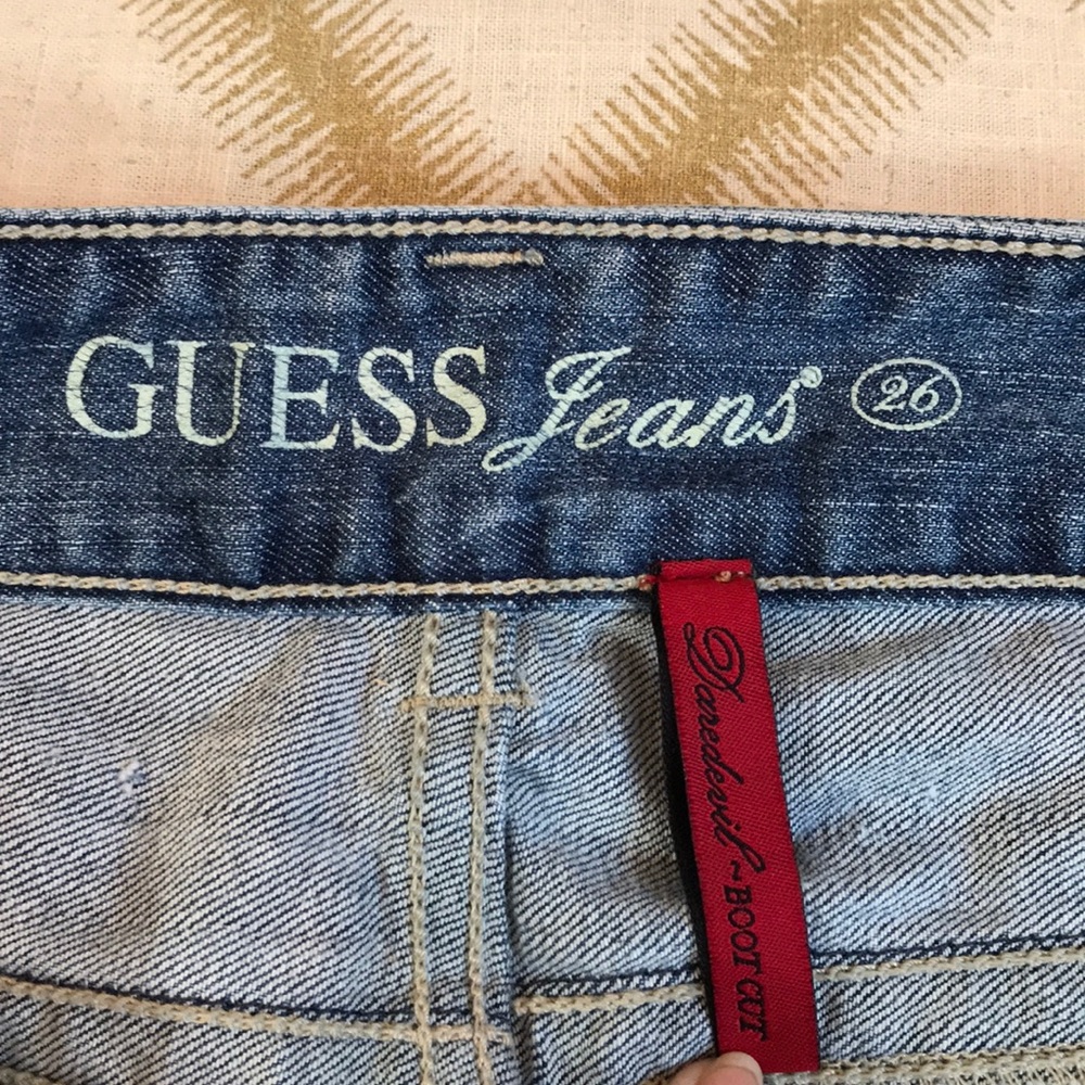 Guess Jeans - Picture 3 of 8